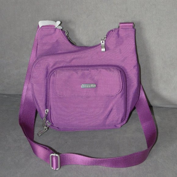 Baggallini Handbags - Baggallini  Women's Criss Crossbody Bag size 10"x11"x3"